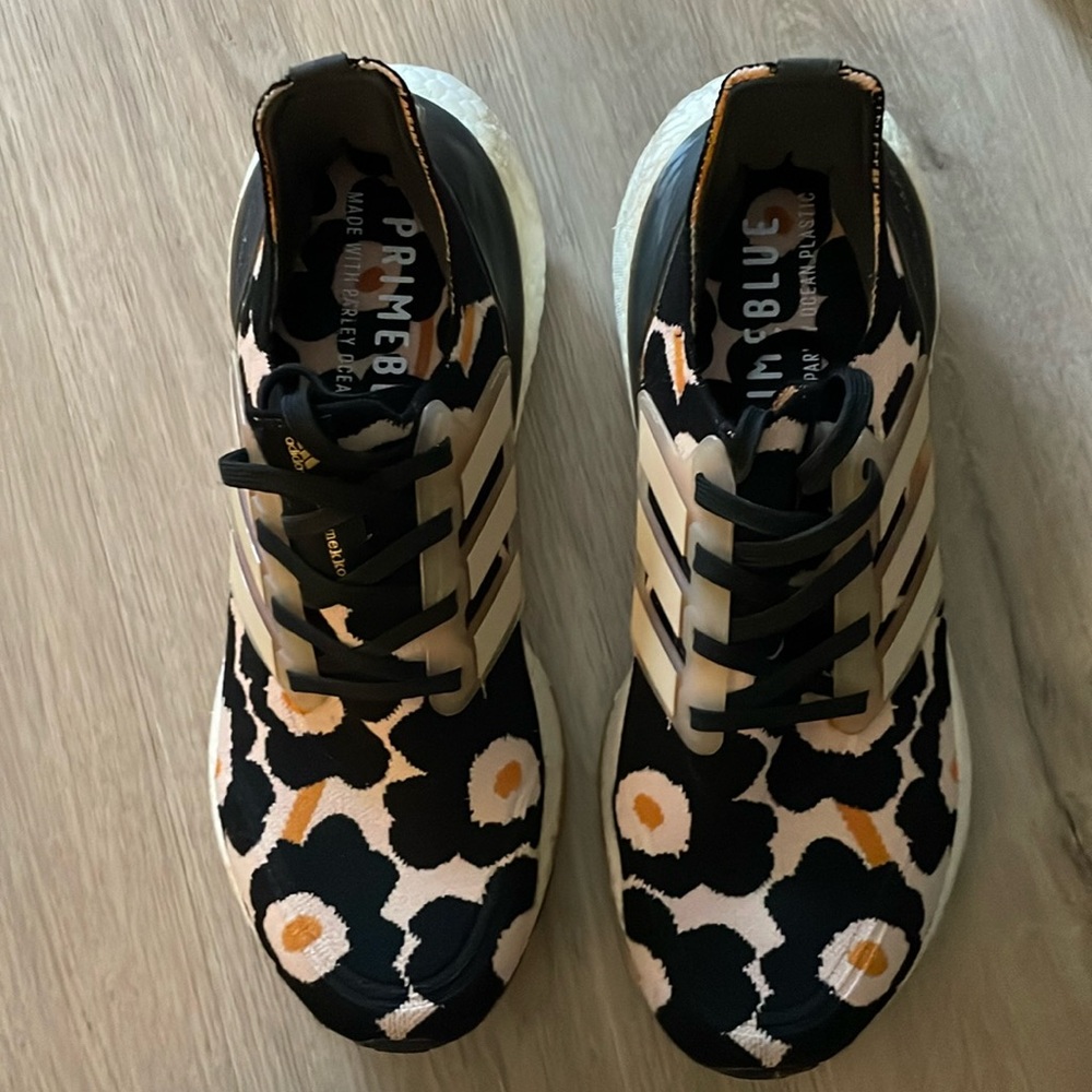 Adidas Marimekko UltraBoost, size 9